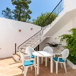 Saragoca Villa *