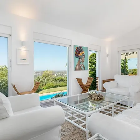 Saragoca Willa Loulé